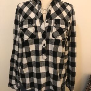 Long sleeved buffalo check